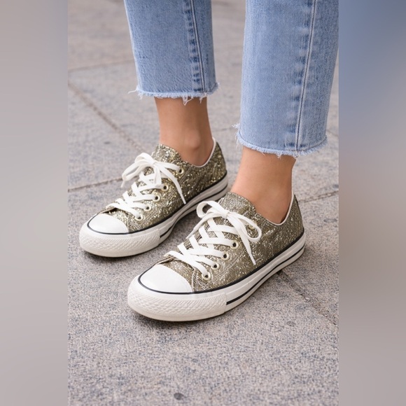 Converse Shoes - Converse Gold Sparkle Women’s Size 7